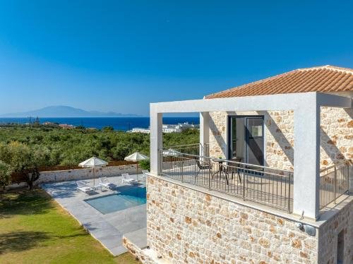 private pool villa  zakynthos tragaki