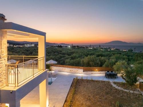 private pool villa  zakynthos tragaki